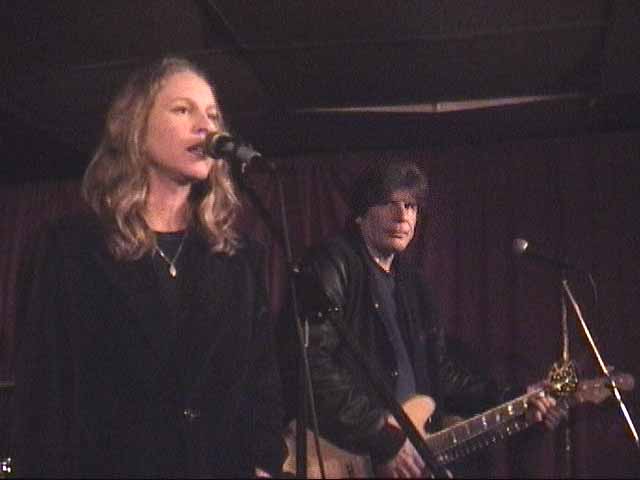 Lisa Finnie (Ronnie Mack on guitar