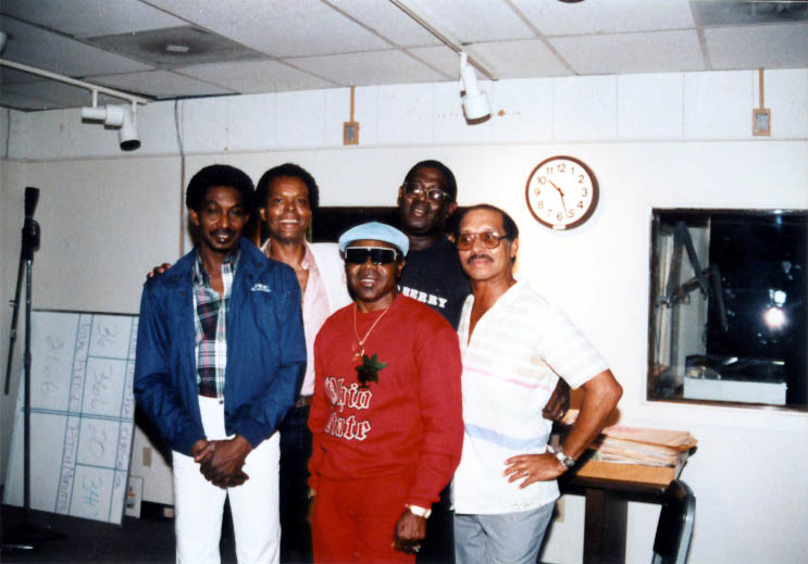 Richard Berry with Buster Williams, Eugene Church, Jessie Floyd, Gaynel Hodge (late 1980s photo)