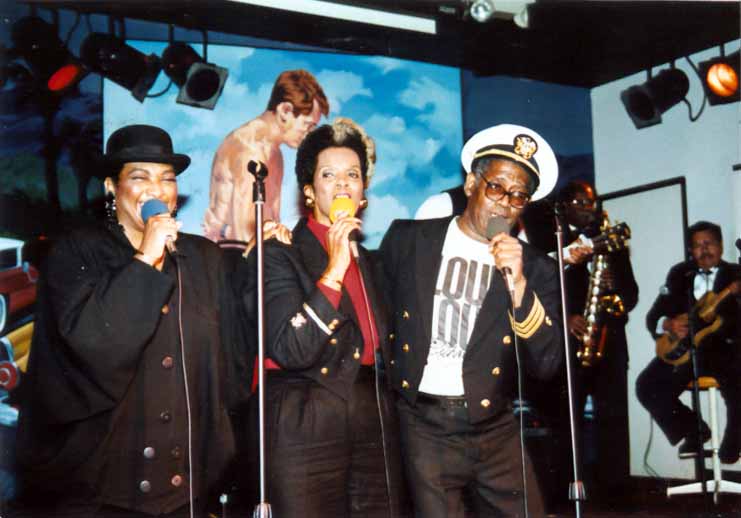 Richard Berry with Fanita Barrett & Gloria Jones of the Dreamers